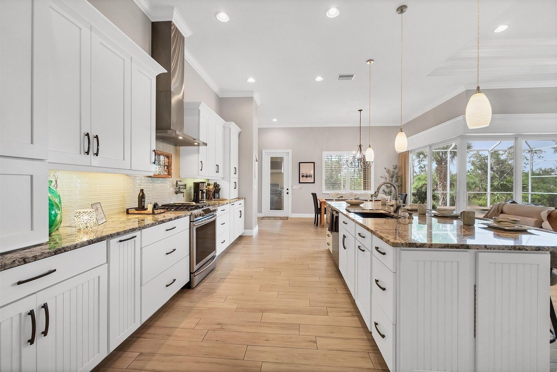 House, 3 Bedrooms | Private kitchen | Fridge, oven, coffee/tea maker, toaster