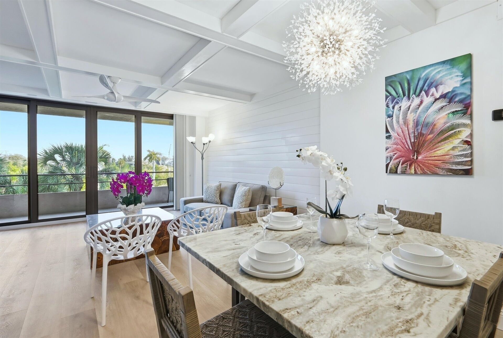 Condo, 2 chambres | Restauration