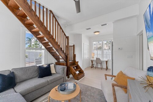 Downtown Historic Punta Gorda Loft W Incredible Outdoor Space 1 Bedroom Apts