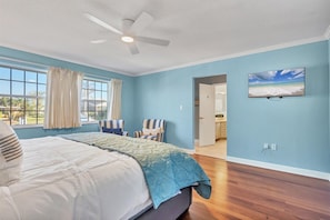 House, 3 Bedrooms | 3 bedrooms, laptop workspace, free WiFi - Punta Gorda 3-Bedroom Canalfront Pool Home with Dock 3 Home (Punta Gorda)