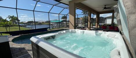 Huis, 3 slaapkamers | Spabad buiten