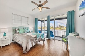 House, 4 Bedrooms - Port Charlotte 4 Bedroom Pool Vacation Home on Canal 4 Home (Port Charlotte)