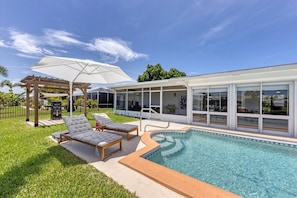 House, 2 Bedrooms | Pool - Punta Gorda Isles 2-Bedroom Private Pool Home on Canal with Dock 2 Home (Punta Gorda)