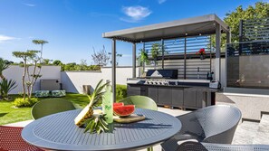 Outdoor dining - Villa Polaris by Villas Guide (Pula)