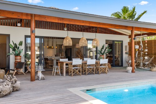 El Patrón, the villa in Jan Thiel. 5 min walk to beach