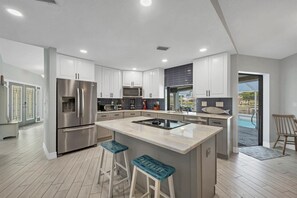House, 3 Bedrooms | Private kitchen | Fridge, oven, coffee/tea maker, toaster - Punta Gorda 3-Bedroom Canalfront Vacation Home with Pool 3 Home (Punta Gorda)