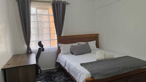 Iron/ironing board, WiFi, bed sheets