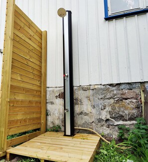 Property grounds - Cottage with Private Shoreline in Boxvik | SE09128 (Nösund)