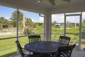 Condo, 2 Bedrooms | Outdoor dining
