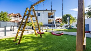 Children’s area - Villa Antares by Villas Guide (Pula)