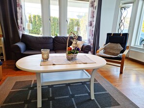 Interior - Lovely apartment, perfect for exploring Tjörn and Orust | SE09153 (Varekil)