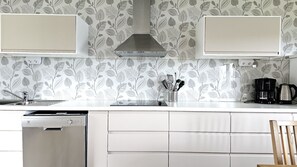 Fridge, microwave, oven, dishwasher