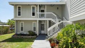 Condo, 2 Bedrooms | Exterior - Lemon Bay Waterfront Condo W Patio, 5 Miles To Gulf Beaches 2 Bedroom Condo (Englewood)