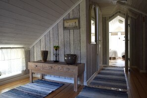 3 bedrooms, free WiFi - Villa with Sea View & 250 m to the sea | SE09161 (Myggenäs)