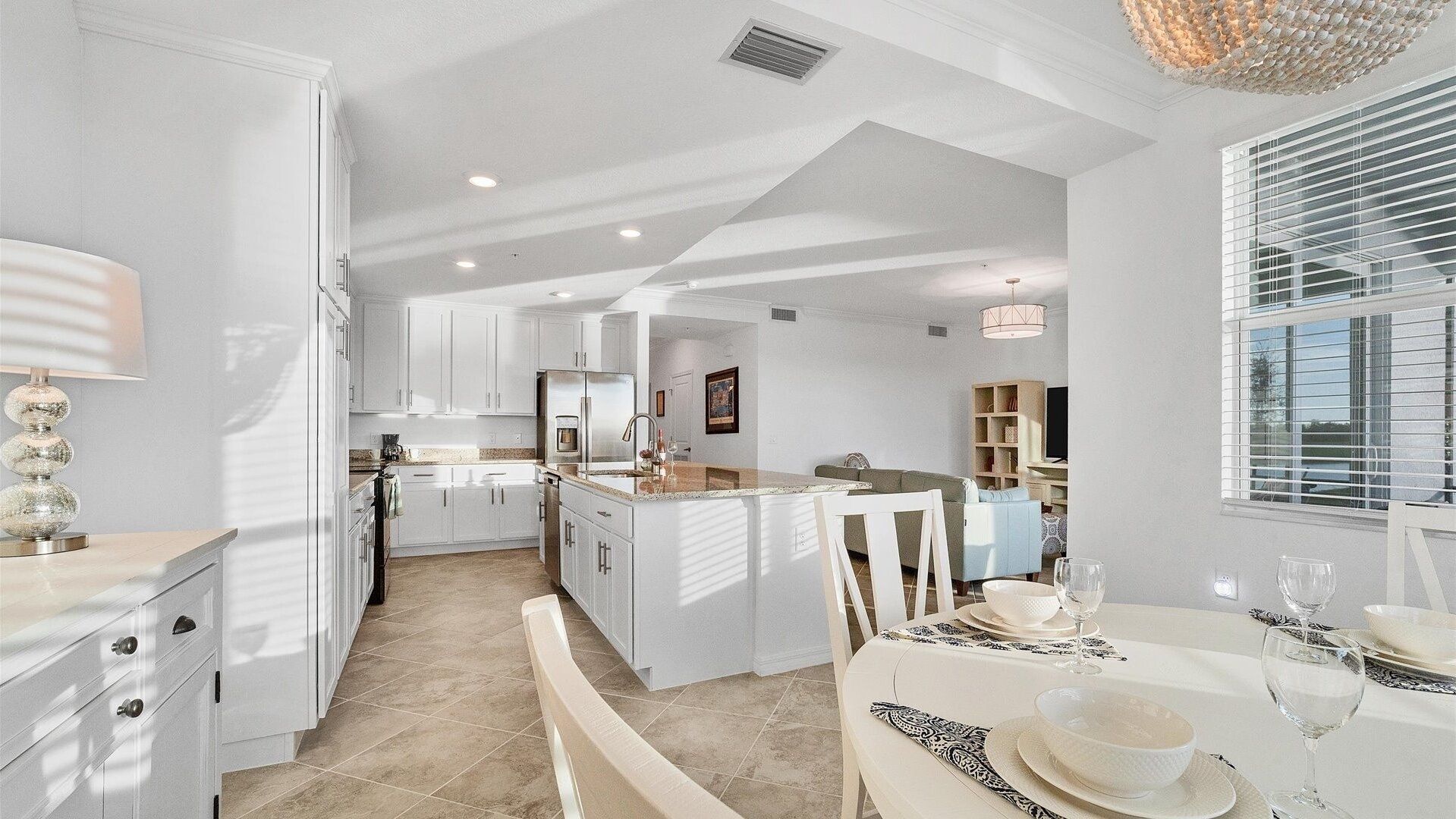 Condo, 2 Bedrooms | Interior