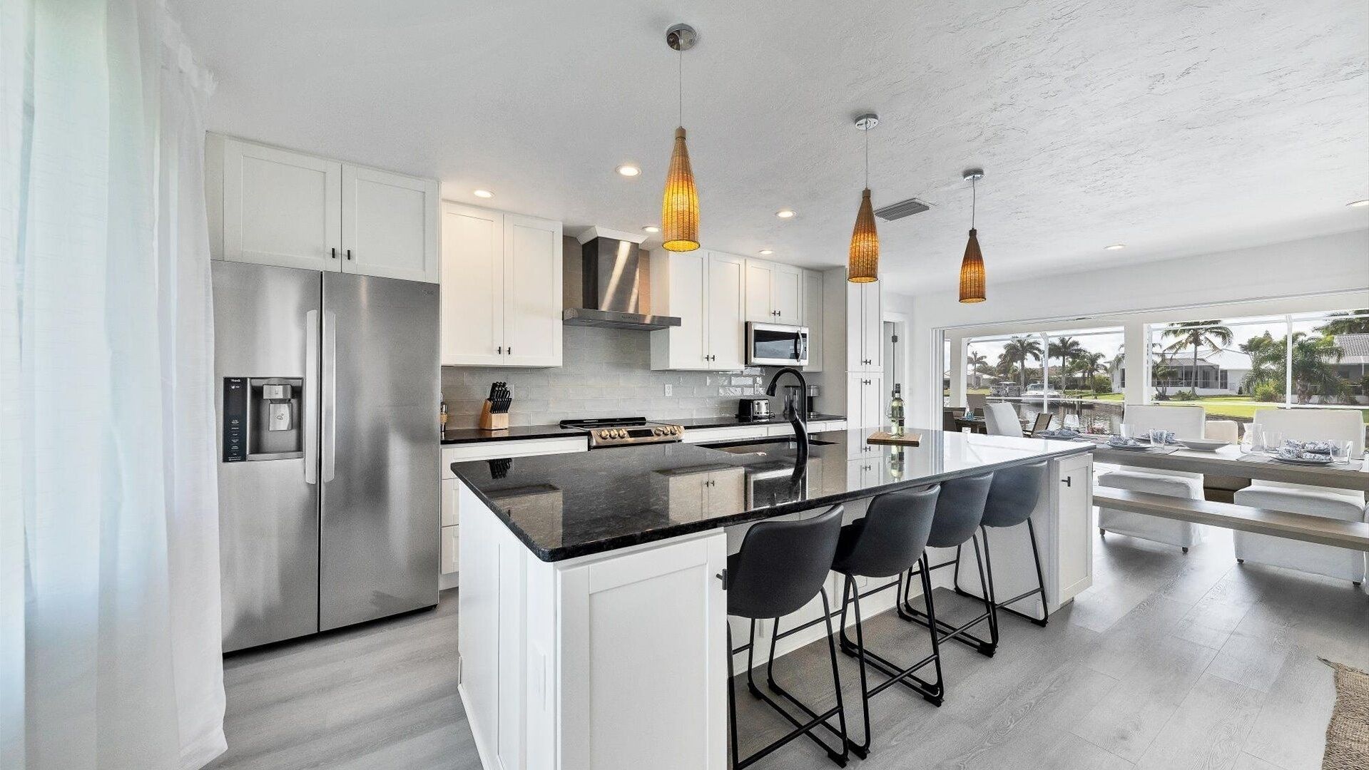 Hus, 3 soverom | Eget kjøkken | Kjøleskap, ovn, kaffetrakter/tekoker og brødrister