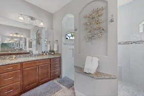 House, 3 Bedrooms | Bathroom - South Gulf Cove 3 Bedroom Canal Pool Home 3 Home (Port Charlotte)