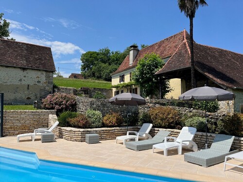 Chambre d’hôtes « Domaine Cherps Spa – Quiétude » avec piscine partagée, Wi-Fi et climatisation