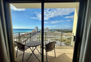 Interior - Sunset Studio with Gulf & Pier View w/ Free round of Golf & Activities Daily! (Panama City Beach)