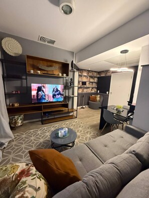 TV