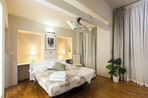 2 bedrooms, iron/ironing board, WiFi, bed sheets - Ponte Vecchio Residence - Comfort & Style in Florence Center (Firenze)