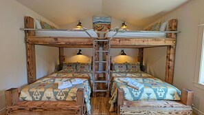 5 bedrooms, free WiFi - Verdin 6 5 Bedroom Home (Bend)