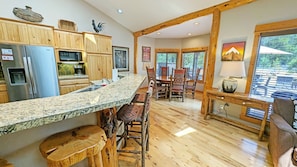 Fridge, oven, coffee/tea maker - Verdin 6 5 Bedroom Home (Bend)