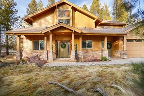 Hus - 4 sovrum | Detalj exteriör