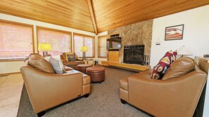 Casa, 3 quartos | Área de estar