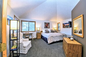 House, 3 Bedrooms | 3 bedrooms, free WiFi - Red Cedar 53 3 Bedroom Home (Bend)