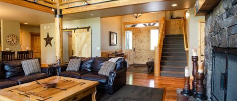 單棟房屋, 5 間臥室 | 客廳