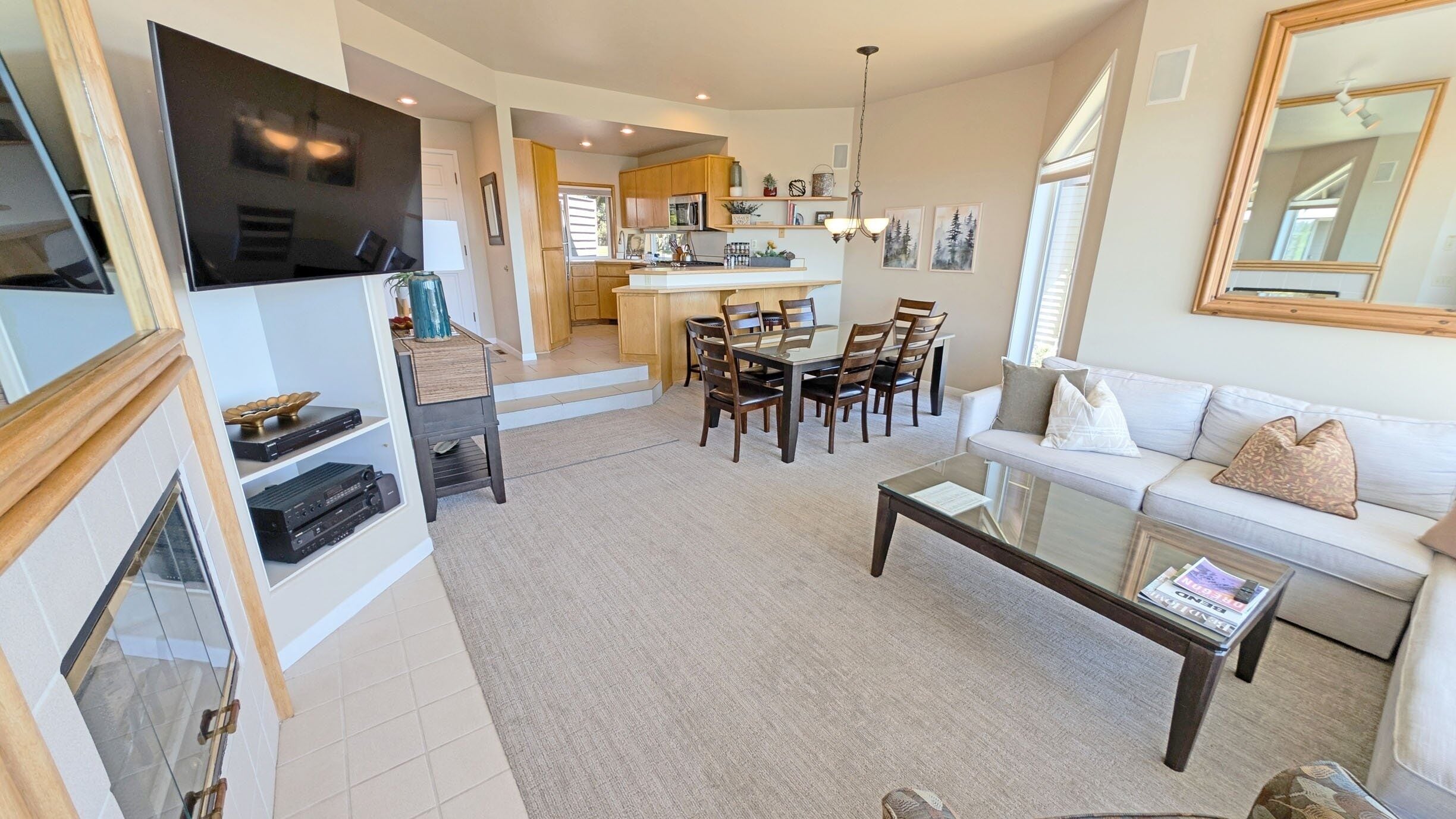 Condo, 1 Bedroom | Living area
