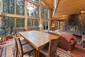 House, 4 Bedrooms | Dining - Poplar 35 5 Bedroom Home (Bend)