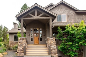 Exterior detail - Tokatee 14 4 Bedroom Home (Bend)