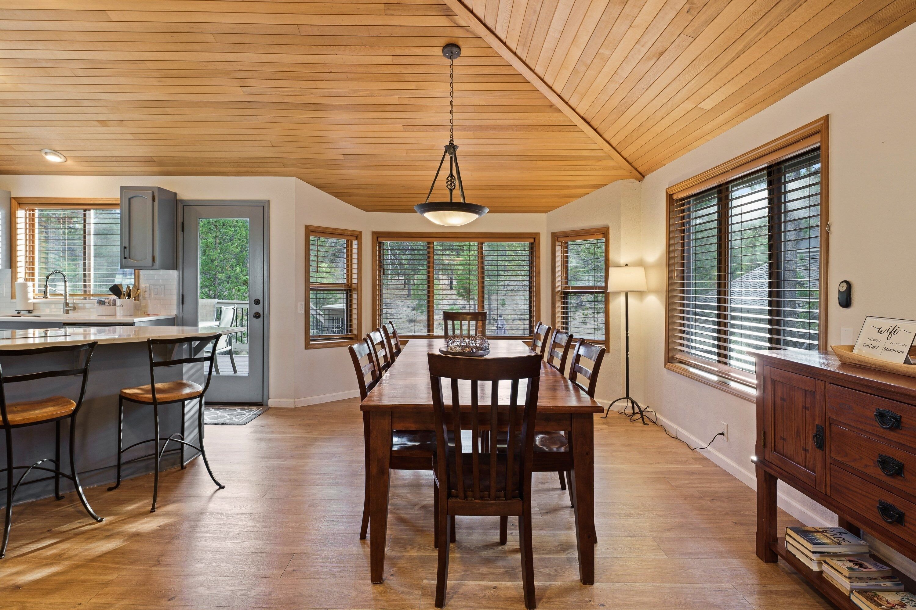 House, 3 Bedrooms | Dining