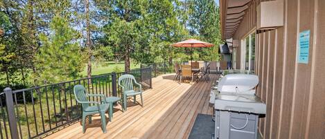 Casa, 5 habitaciones | Restaurante al aire libre