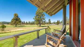 Townhome, 3 Bedrooms | Terrace/patio