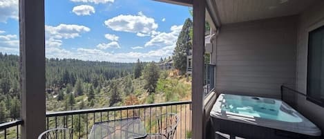 Condo, 2 Bedrooms | Outdoor dining