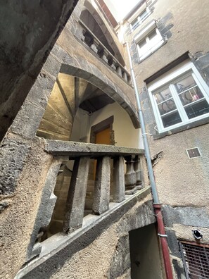 Exterior detail - Cosy apartment in the center of town - Philotée 2 (Clermont-Ferrand)