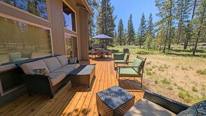 House, 5 Bedrooms | Terrace/patio - Indian 3 5 Bedroom Home (Bend)