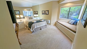 Condo, 1 Bedroom