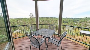 Condo, 2 Bedrooms | Outdoor dining