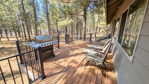 House, 4 Bedrooms | Terrace/patio - Mt Hood 13 4 Bedroom Home (Bend)