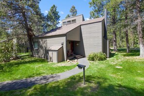 Condo, 2 Bedrooms | Exterior - Mt View Lodge 36 2 Bedroom Condo (Bend)
