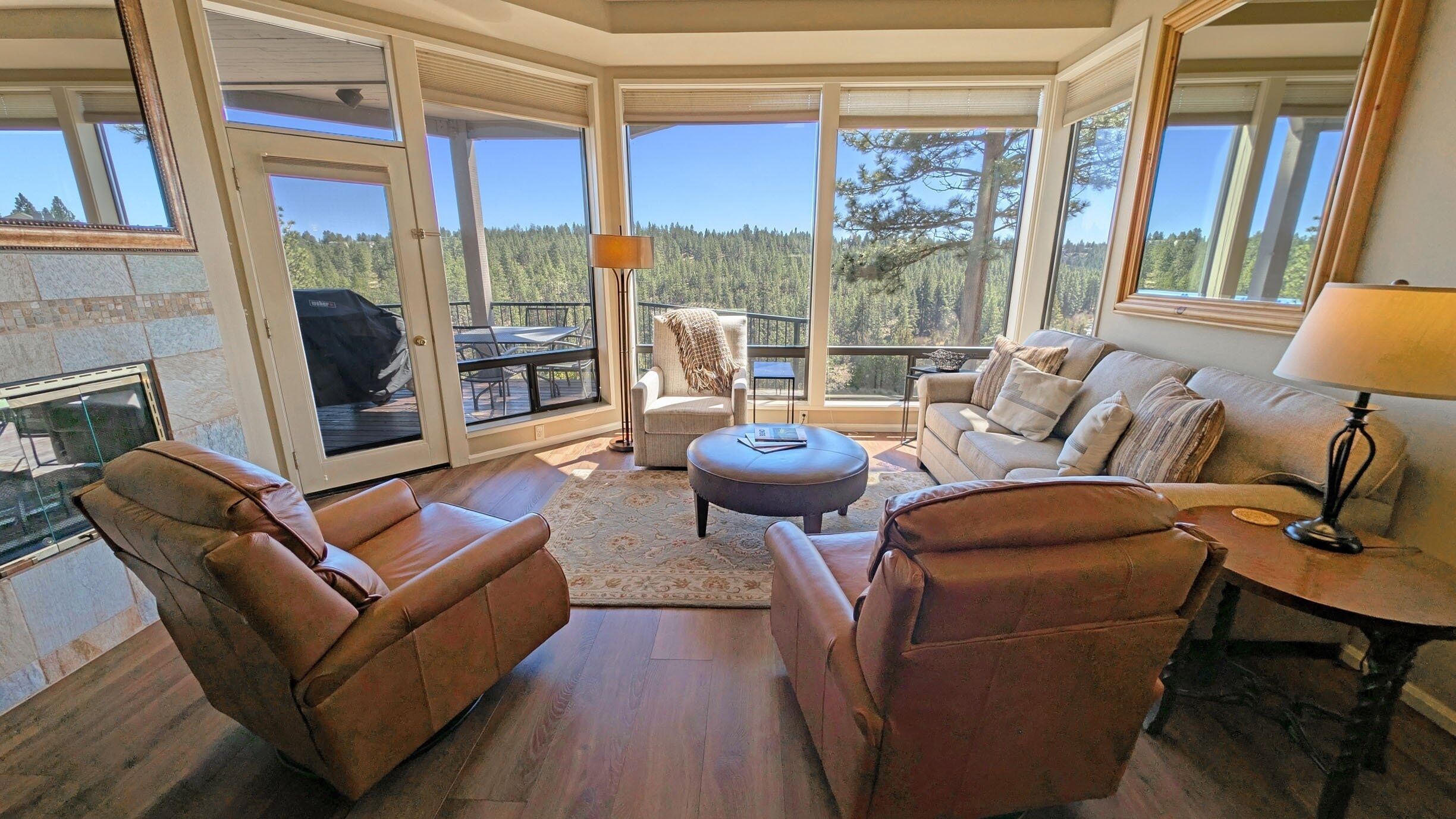 Condo, 1 Bedroom | Living area