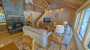 Condo, 4 Bedrooms | Living area - Pine Needle 2 4 Bedroom Condo (Bend)