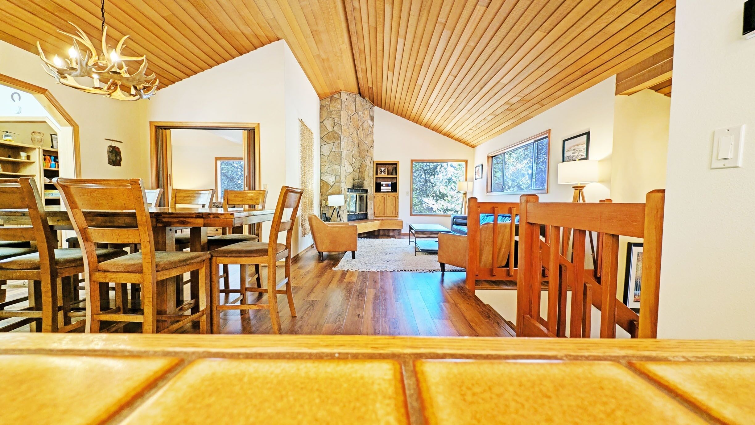 House, 4 Bedrooms | Dining