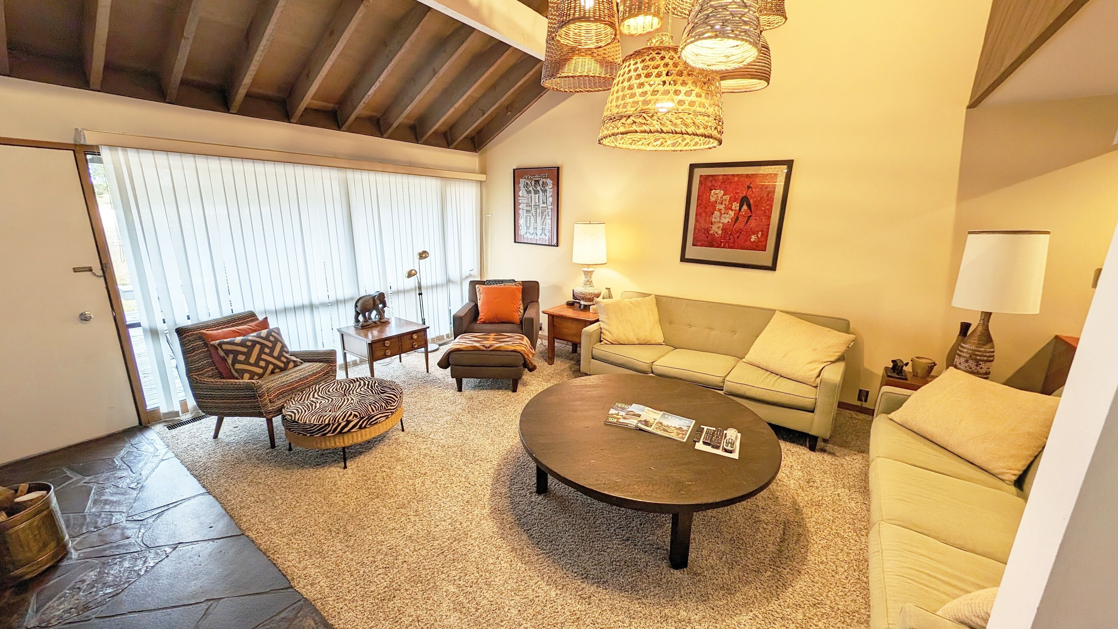 Condo, 3 Bedrooms | Living area