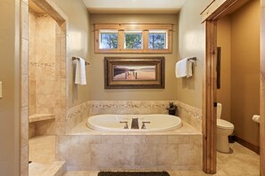 Ferienhaus, 4 Schlafzimmer | Badezimmer