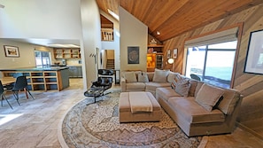House, 3 Bedrooms | Living area - Red Fir 20 3 Bedroom Home (Bend)